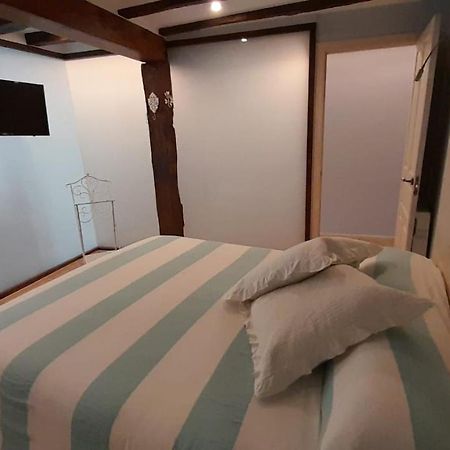 Precioso Apartamento Al Lado De La Catedral Burgo Esterno foto